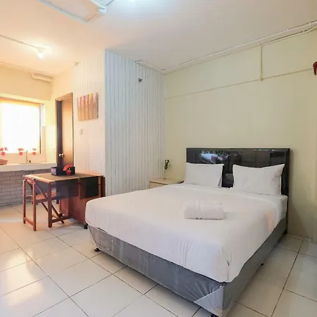Contemporary Studio At Kebagusan City Apartment By Travelio